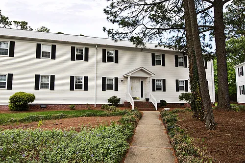 Apple Blossom Apartments Photo 1