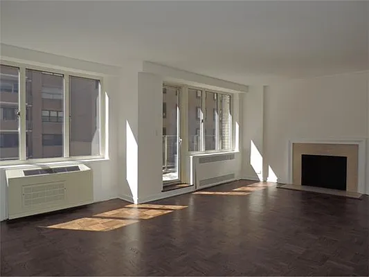 Rented by essential NEW YORK Real Estate | media 7