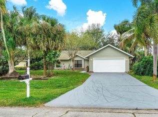 106 SW Airview Ave, Port Saint Lucie, FL 34984