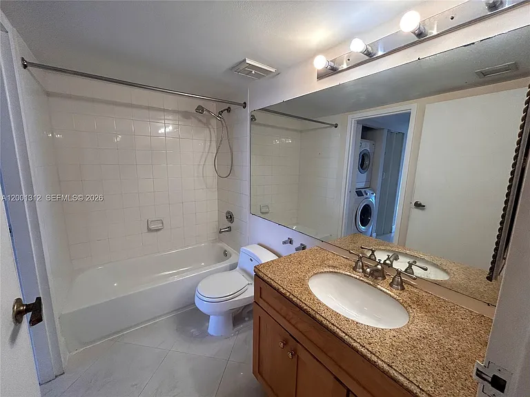 7601 E Treasure Dr #1612 — Photo 22