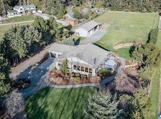 592 Osborn Rd, Port Angeles, WA 98362