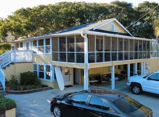 820 E Ashley Ave, Folly Beach, SC 29439