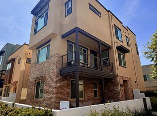 657 Daniel Freeman Cir, Inglewood, CA 90301