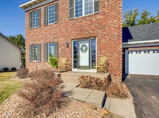 2121 White Pine Rd, Hudson, WI 54016