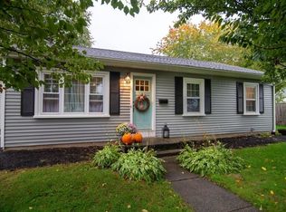 148 Grove St, Lincoln, RI 02865