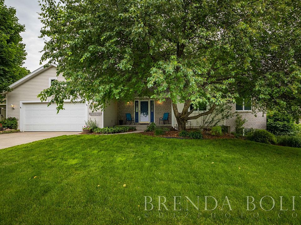 1st image of 6260 Viewpoint Dr NE