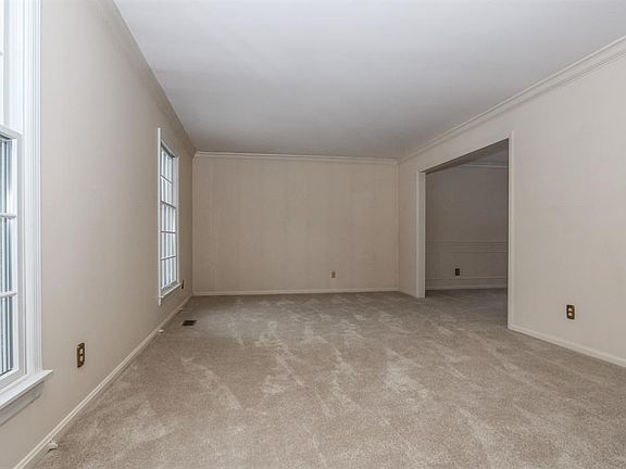 5th image of 8711 Tanagerwoods Dr