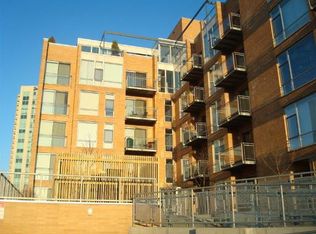 1720 Oak Ave #406, Evanston, IL 60202