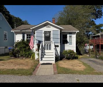 20 Carll Ave, Old Orchard Beach, ME, 04064