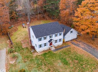 95 Ridgeview Dr, Veazie, ME 04401