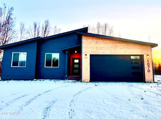 1070 E Fairview Loop, Wasilla, AK 99654
