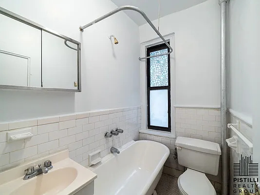 Rented by Keller Williams NYC | media 11