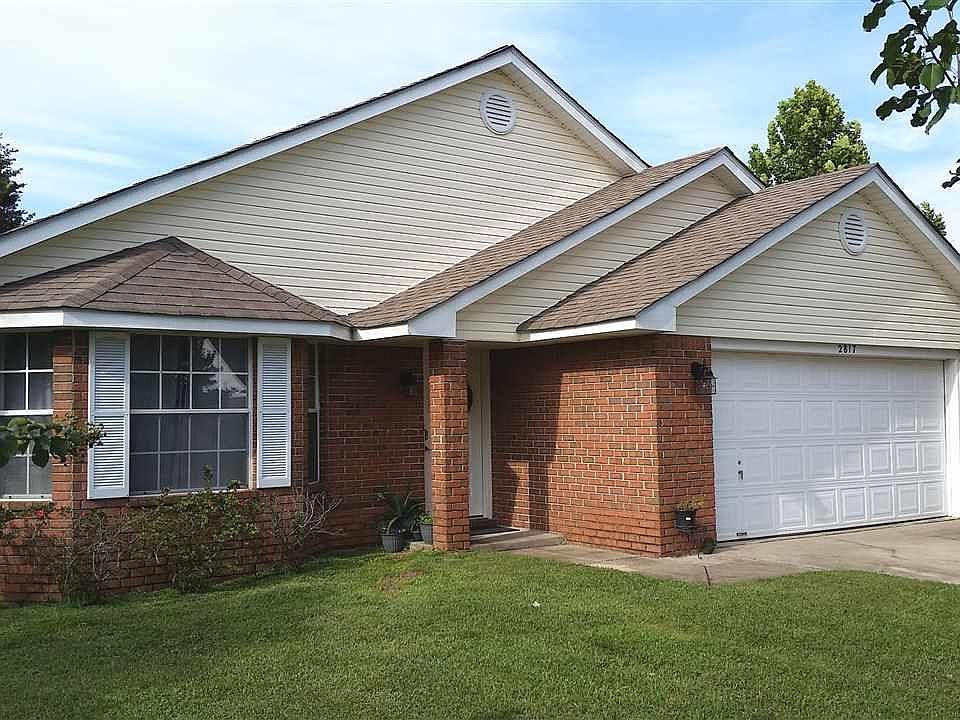 1st image of 2817 Brassie Cir
