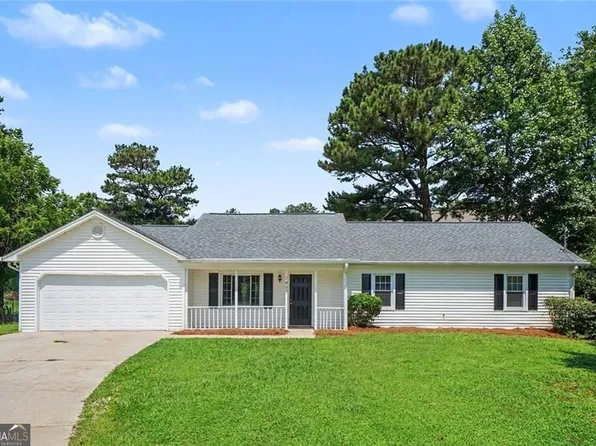2835 Shane Dr, Snellville, GA 30078
