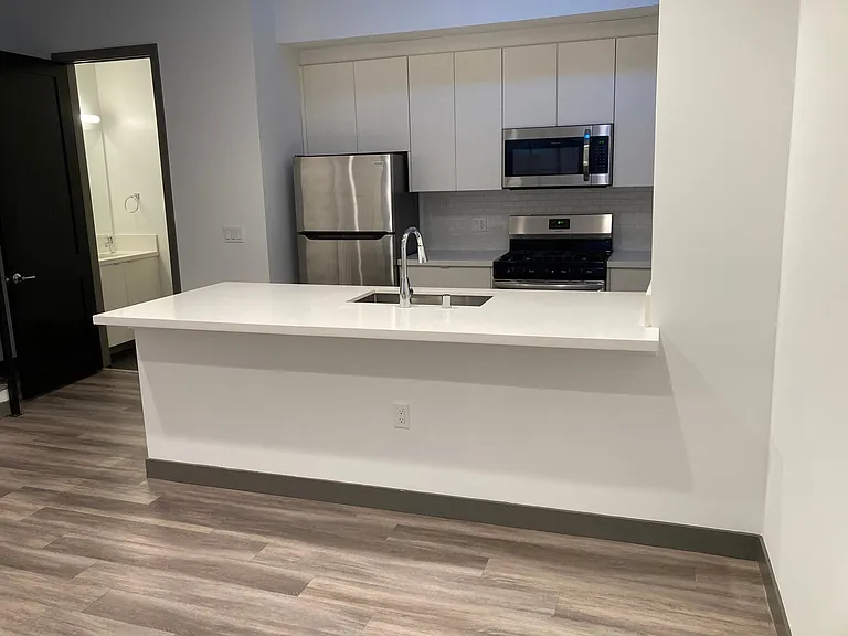 161 S Normandie Ave #9 — Photo 2