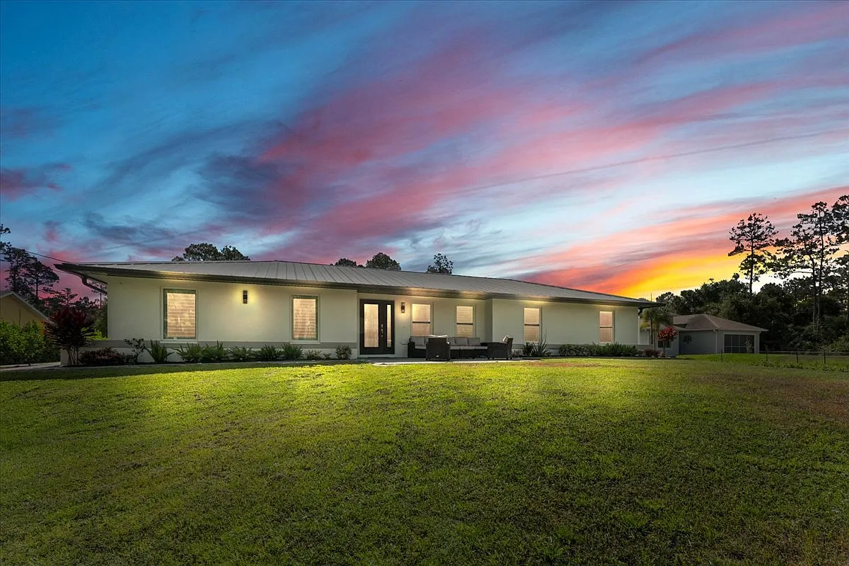 4 bed, 1900 sqft, $4,800 — Photo 3
