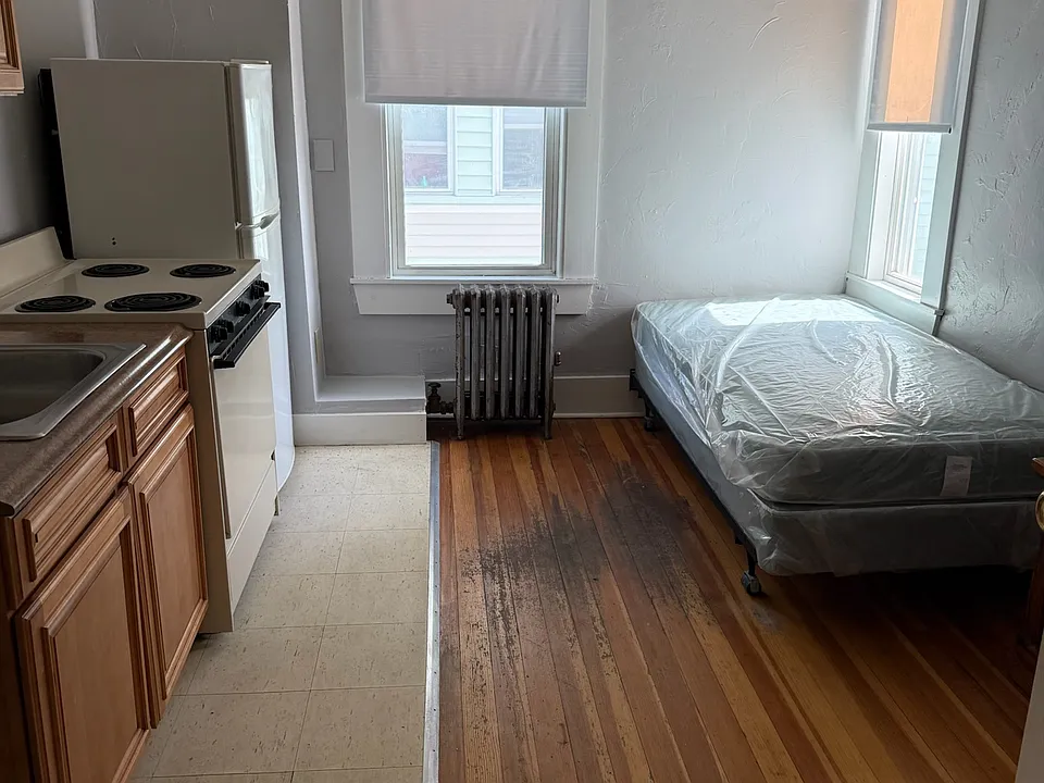 64 Broadway #7