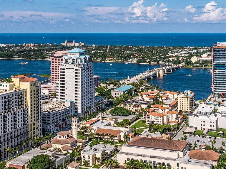 550 Okeechobee Blvd #821 — Photo 77