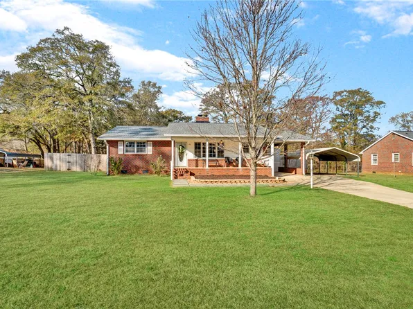 26 Parker St, Williamston, SC 29697