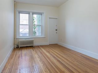 891 Massachusetts Ave #7A, Cambridge, MA 02139