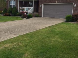 910 Justin Trl, Mt Washington, KY 40047