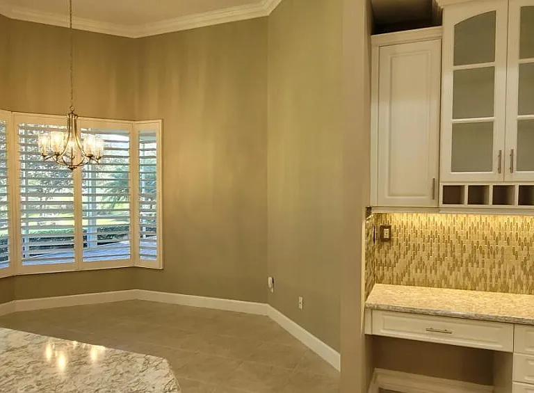 802 Westwood Dr — Photo 7