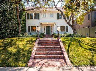338 N Van Ness Ave, Los Angeles, CA 90004
