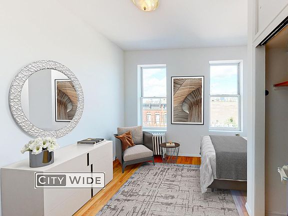 2nd image of 22 King St APT 21
