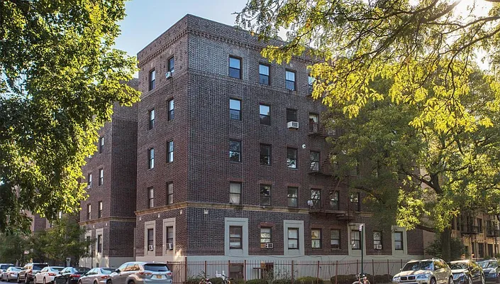 Rented by Brick&Mortar | media 8