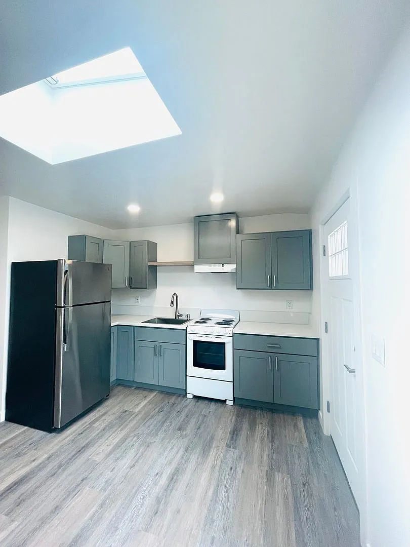 2938-2948 Lexington Drive, Ventura, CA 93003 — Photo 2