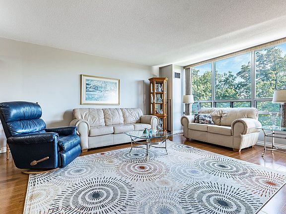 2nd image of 310 Mill St S #402