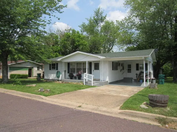 609 W Short Street Street, Mountain Grove, MO 65711