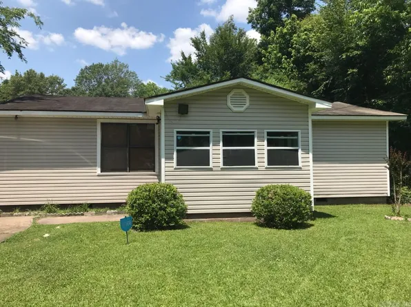 610 N Shephard St, Dermott, AR 71638