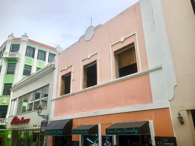 2nd image of 208 Calle Fortaleza
