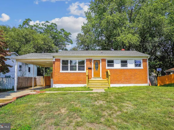 2341 W Longview Dr, Woodbridge, VA 22191