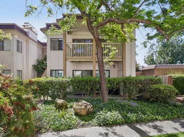 1322 Woodside Rd, Redwood City, CA 94061