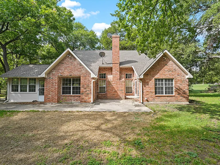 120 Hope Cir — Photo 25