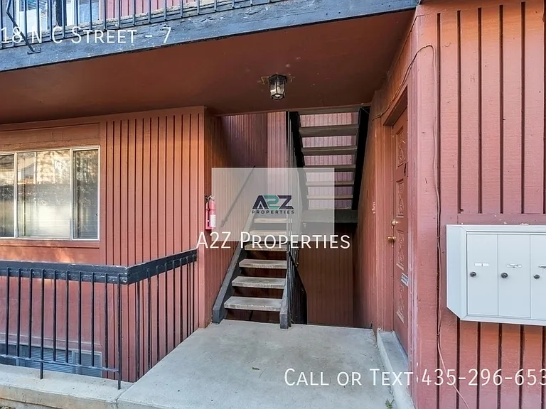 318 N C St #7 — Photo 2