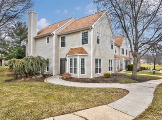555 Manchester Pl, Morganville, NJ 07751