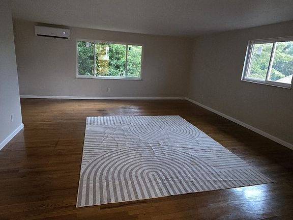 5th image of 1016 Virginia Way