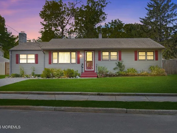 15 Sands Point Drive, Toms River, NJ 08755