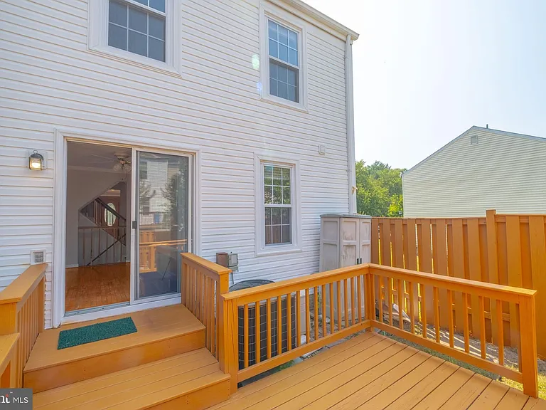 10611 Prairie Landing Ter — Photo 5