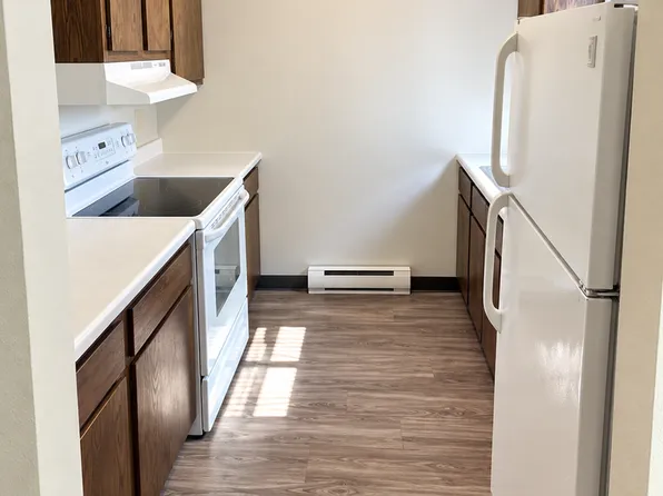 Park Ridge Apartments, 557 E Park Ave APT 109, Chippewa Falls, WI 54729
