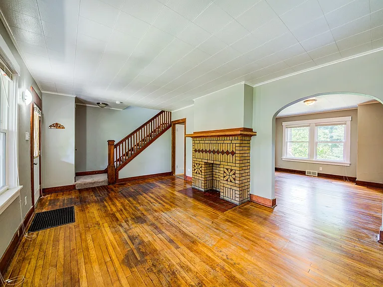 1121 Bellaire Ave — Photo 23