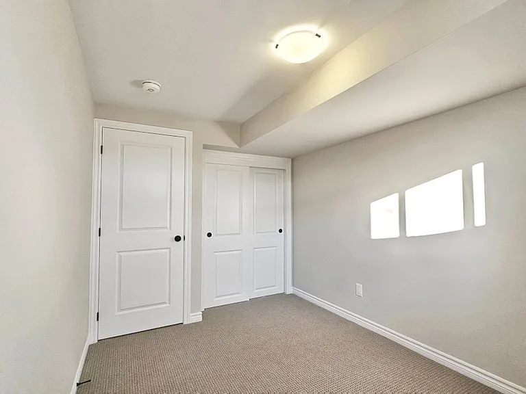 72 Richelieu St — Photo 17