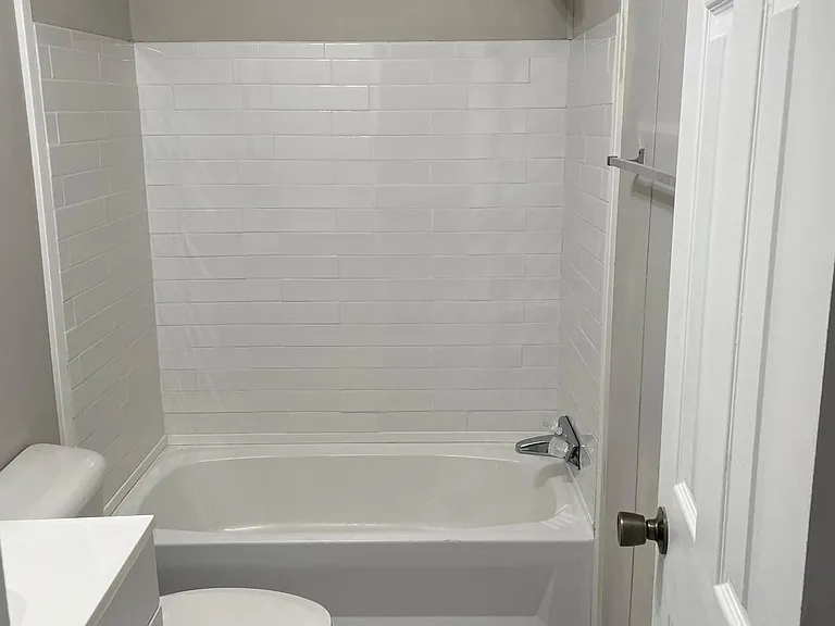 2nd Bathroom