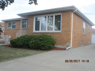 3025 Euclid Dr, South Chicago Heights, IL