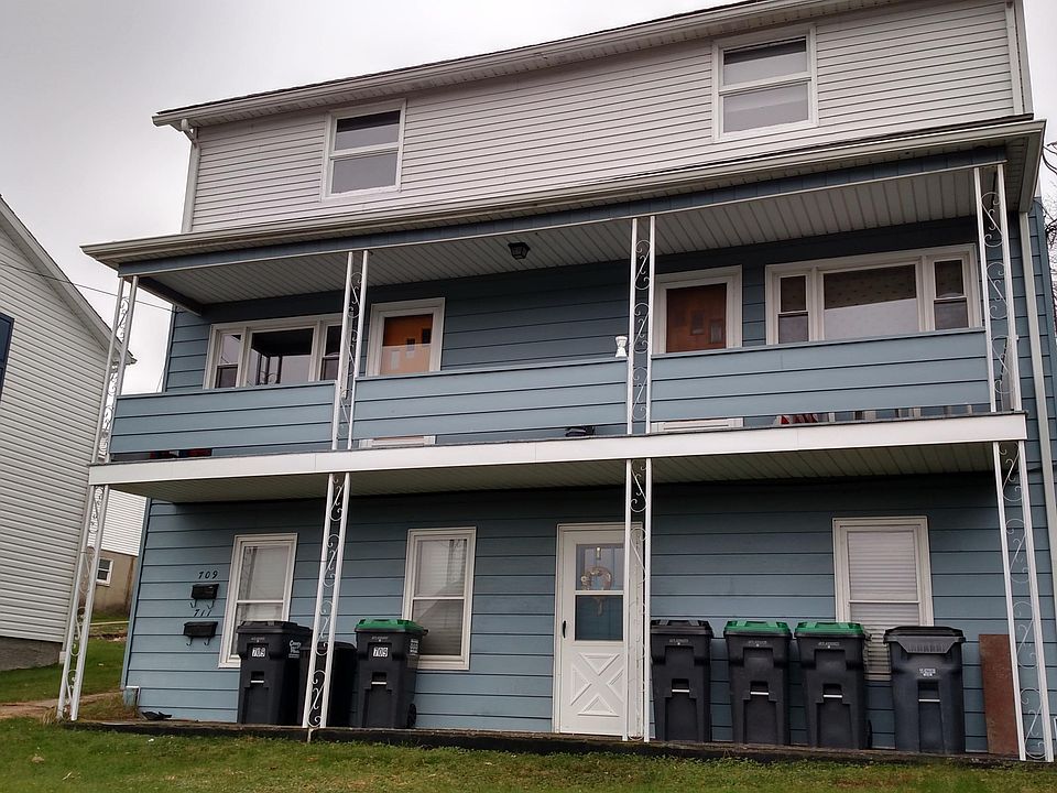 1st image of 709 Railroad St