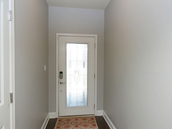 3rd image of 2928 Magnolia Park Dr SE