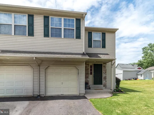 910 Vine St, Perkasie, PA 18944